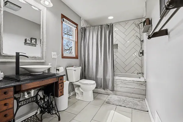 $525,000 | 19250 Homer Road, Marshall, MI 49068