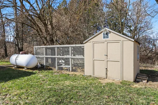 $525,000 | 19250 Homer Road, Marshall, MI 49068