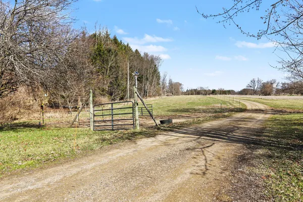 $525,000 | 19250 Homer Road, Marshall, MI 49068