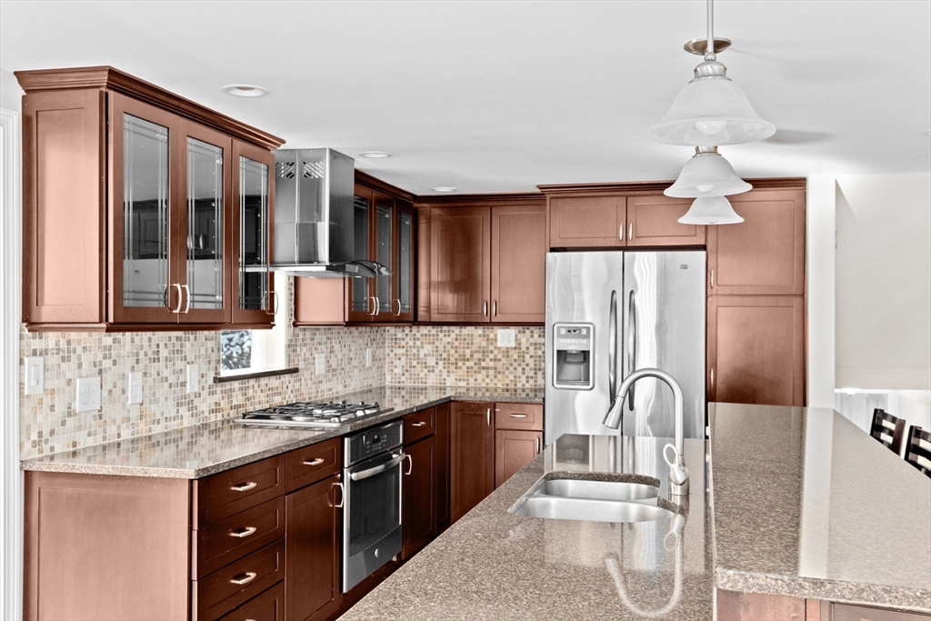 37 Conservation Way Scituate, MA 02066 - Photo 5 of 30