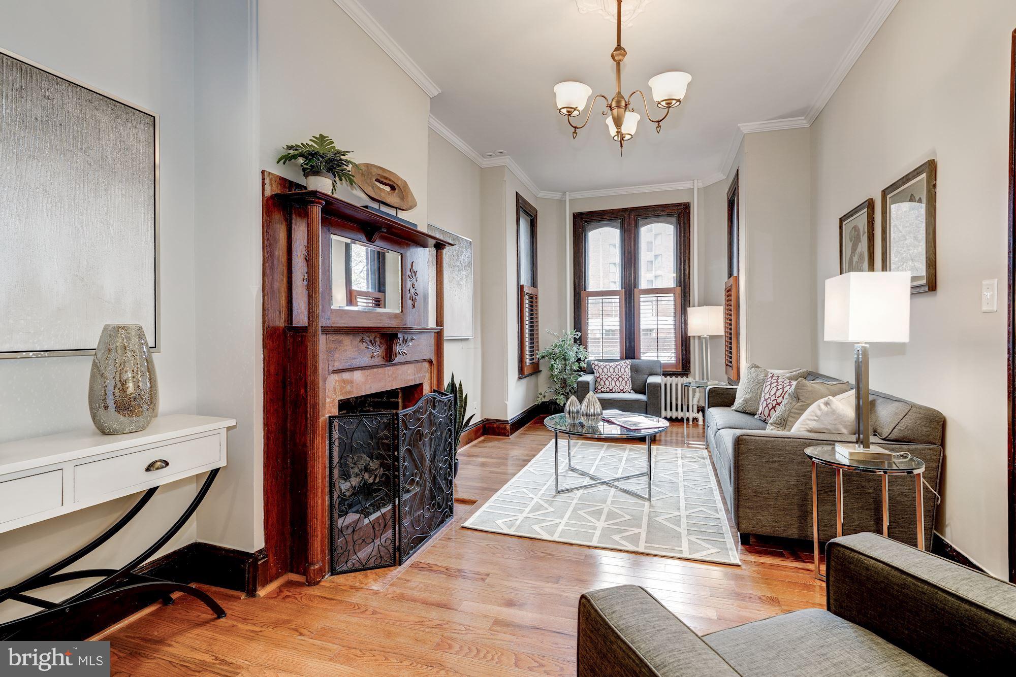 243 8th Street Northeast Washington, DC 20002 - Photo 3 of 29 Living room