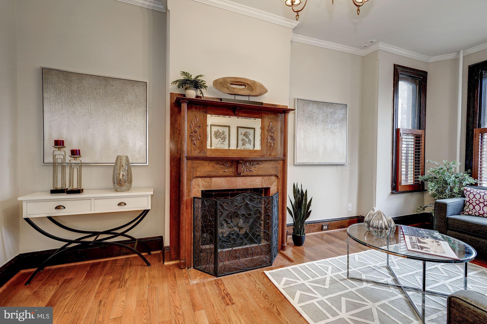 243 8th Street Northeast Washington, DC 20002 - Photo 4 of 29 Living room