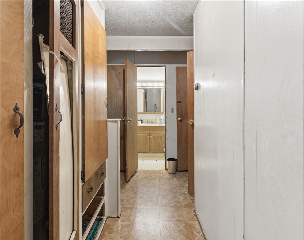 38 Airport Road Coventry, RI 02816 - Photo 10 of 20