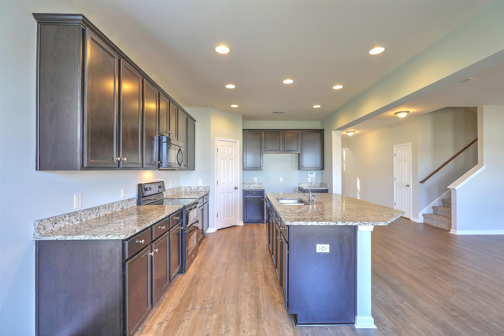 150 Meadow Wood Road Summerville, SC 29486 - Photo 11 of 24 Kristin Sparks - Pic11 (1)