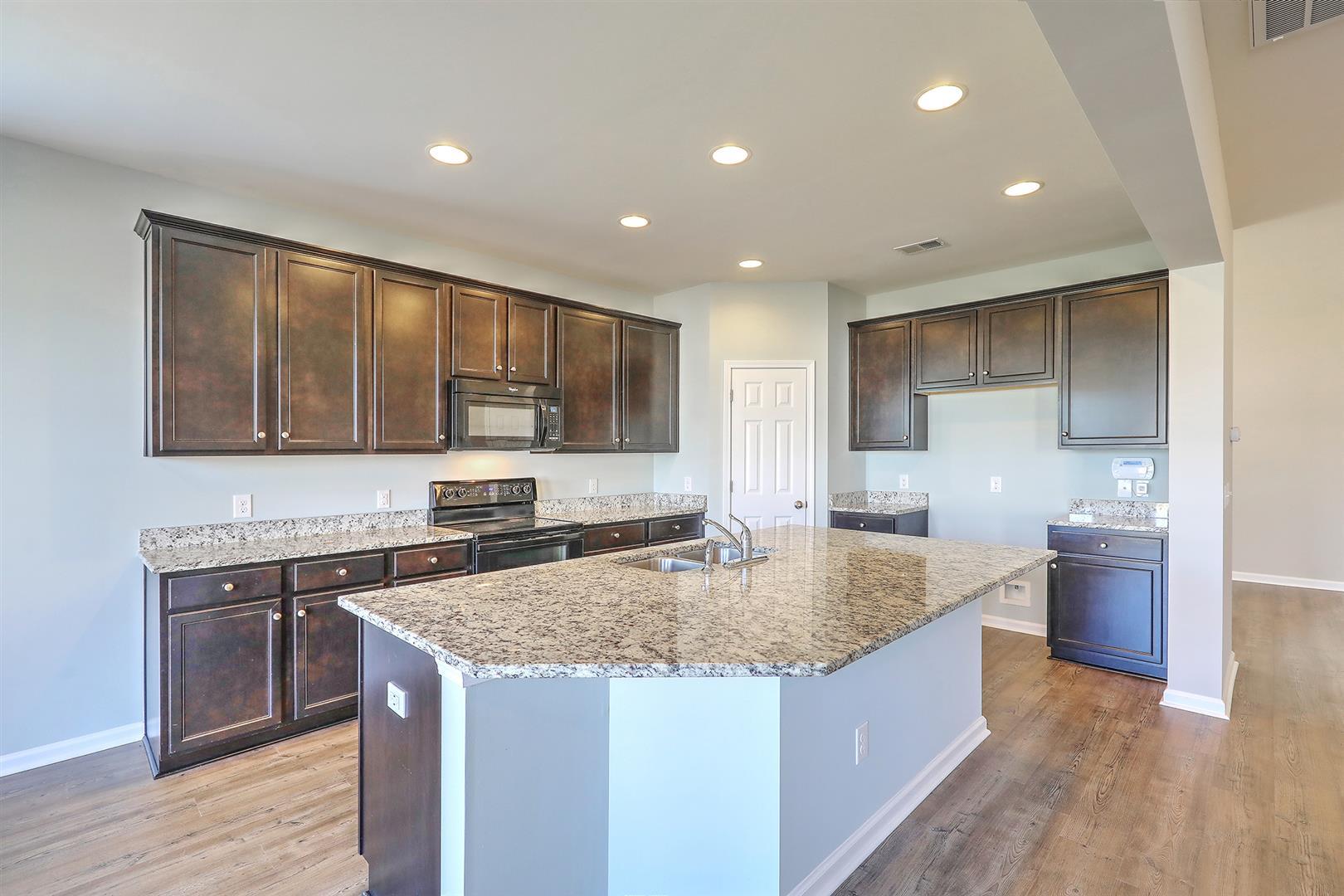 150 Meadow Wood Road Summerville, SC 29486 - Photo 9 of 24 Kristin Sparks - Pic9 (1)