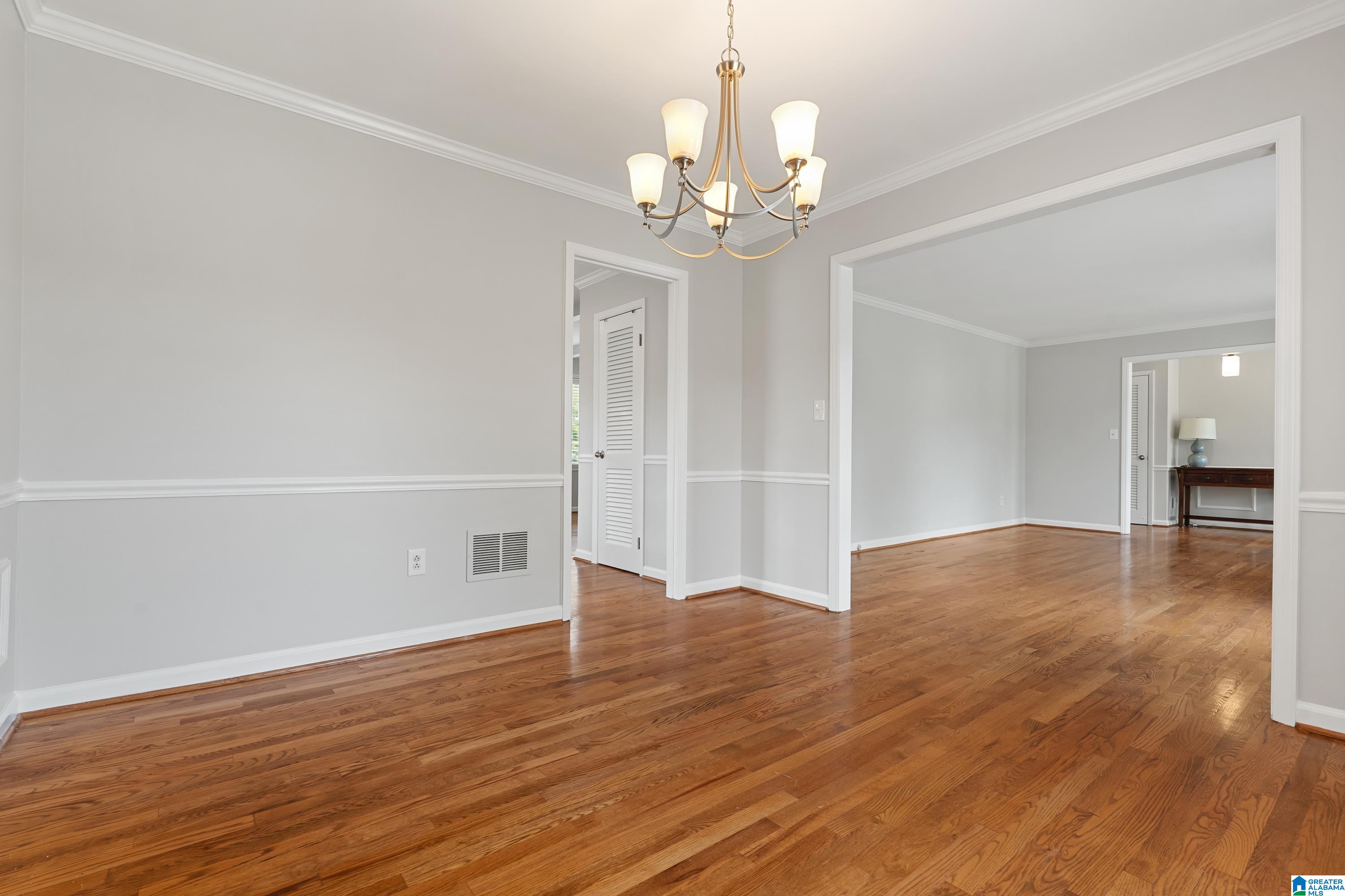 1805 Cornwall Road Hoover, AL 35226 - Photo 10 of 39