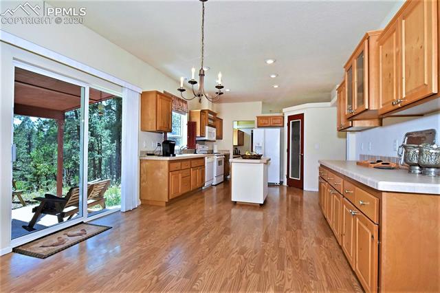3875 Pathfinder Road Florissant, CO 80816 - Photo 13 of 34 Gallery Image 13
