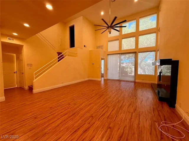 $2,600 | 4969 Jeremy Drive, Las Vegas, NV 89113