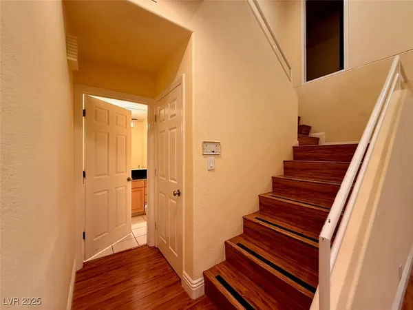 $2,600 | 4969 Jeremy Drive, Las Vegas, NV 89113