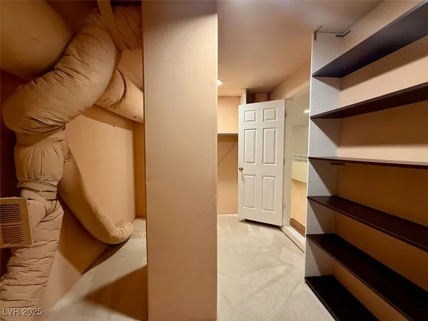 $2,600 | 4969 Jeremy Drive, Las Vegas, NV 89113