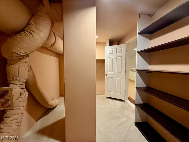 $2,600 | 4969 Jeremy Drive, Las Vegas, NV 89113