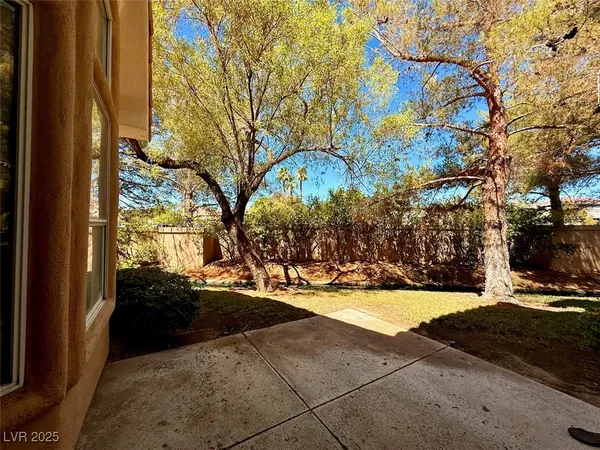 $2,600 | 4969 Jeremy Drive, Las Vegas, NV 89113