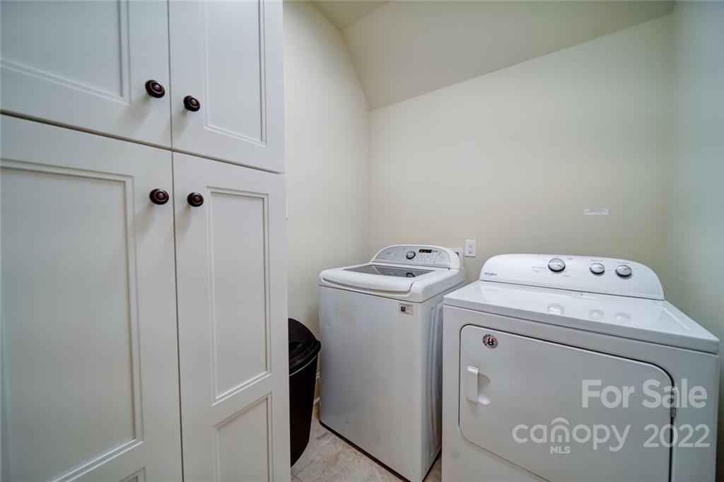 174 Birdie Drive Stanley, NC 28164 - Photo 28 of 46 a utility room with dryer and washer