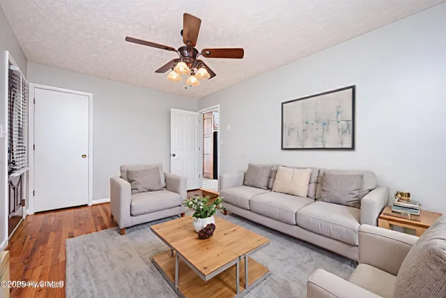 $265,000 | 7825 Snow Hill Drive, Roseboro, NC 28382