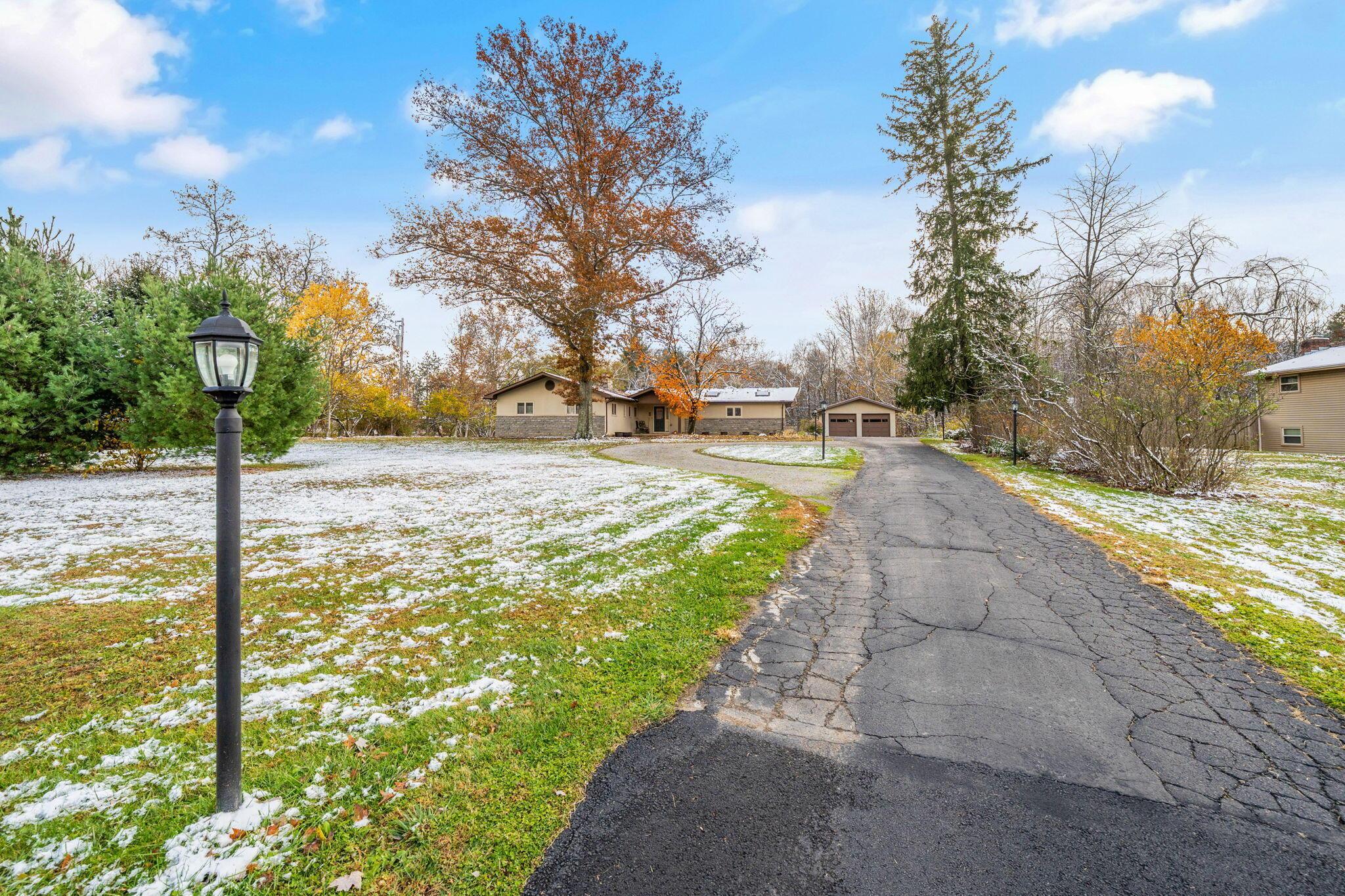 375 Home Road Delaware, OH 43015 - Photo 76 of 97 Driveway
