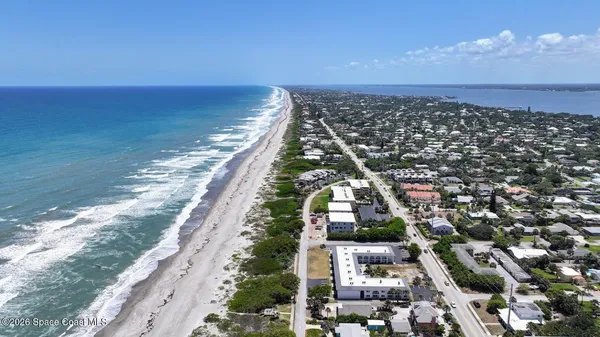 $2,785 | 904 Wave Crest Avenue, Unit B13, Indialantic, FL 32903