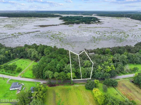 $325,000 | 112 Stuart Point Road, Seabrook, SC 29940
