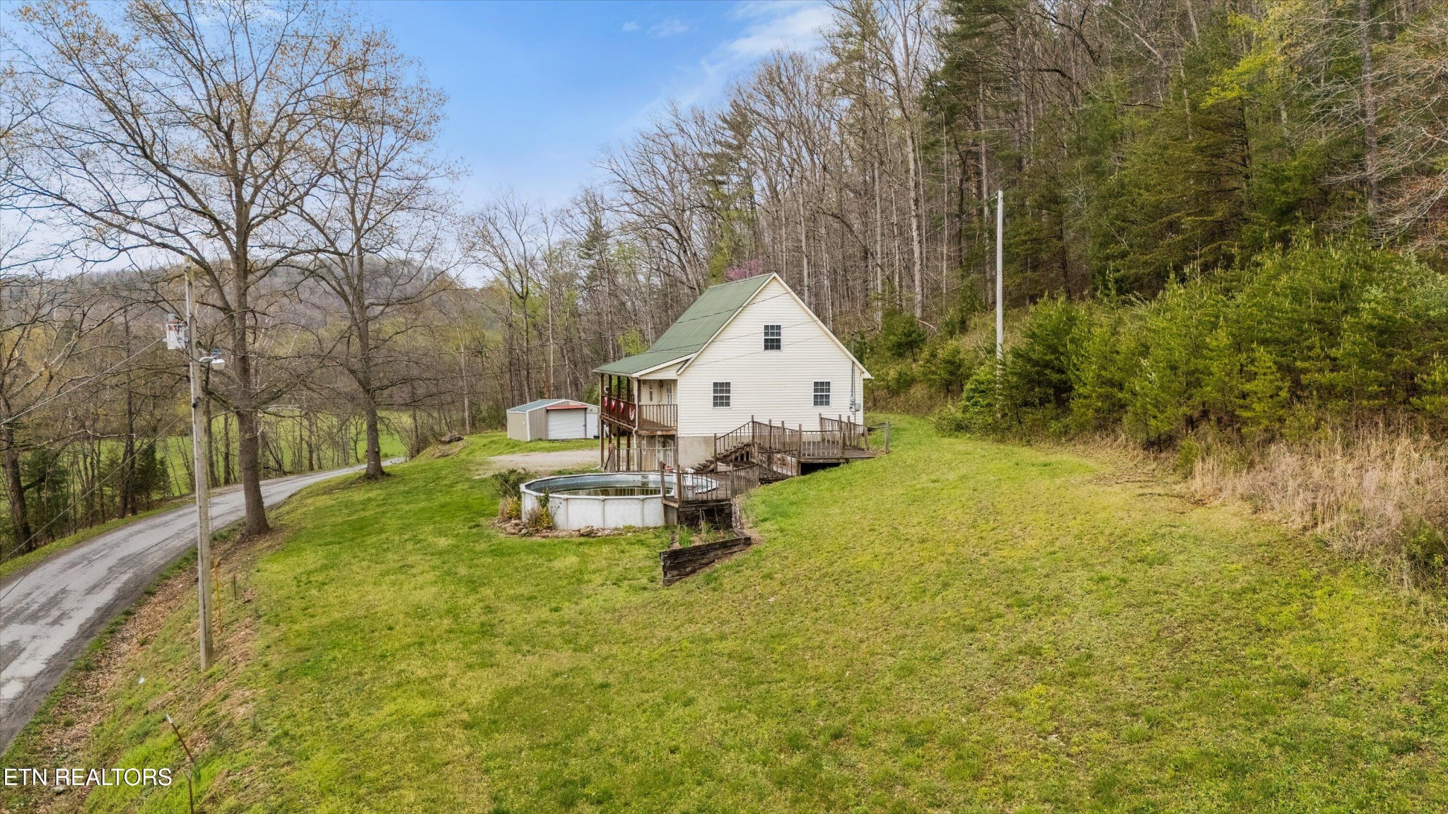 4189 Brimstone Road Robbins, TN 37852 - Photo 19 of 20 Gallery Image 19