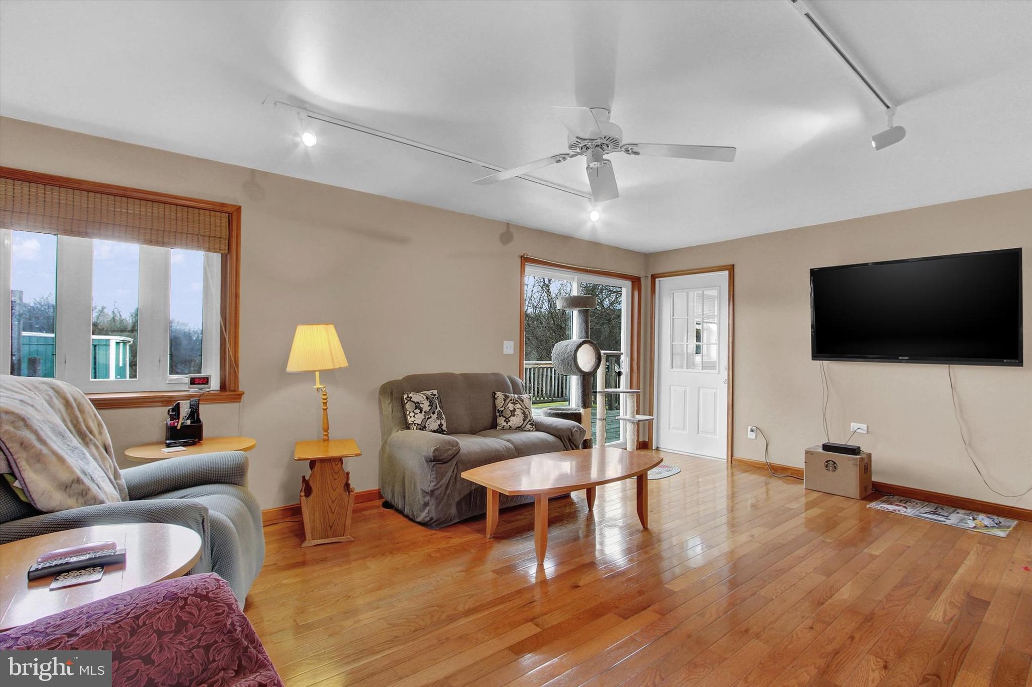 445 Burkholder Road Red Lion, PA 17356 - Photo 9 of 31 Gallery Image 9