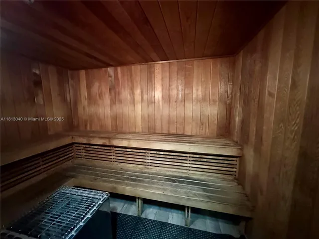 a room with lots of different kinds of stuff