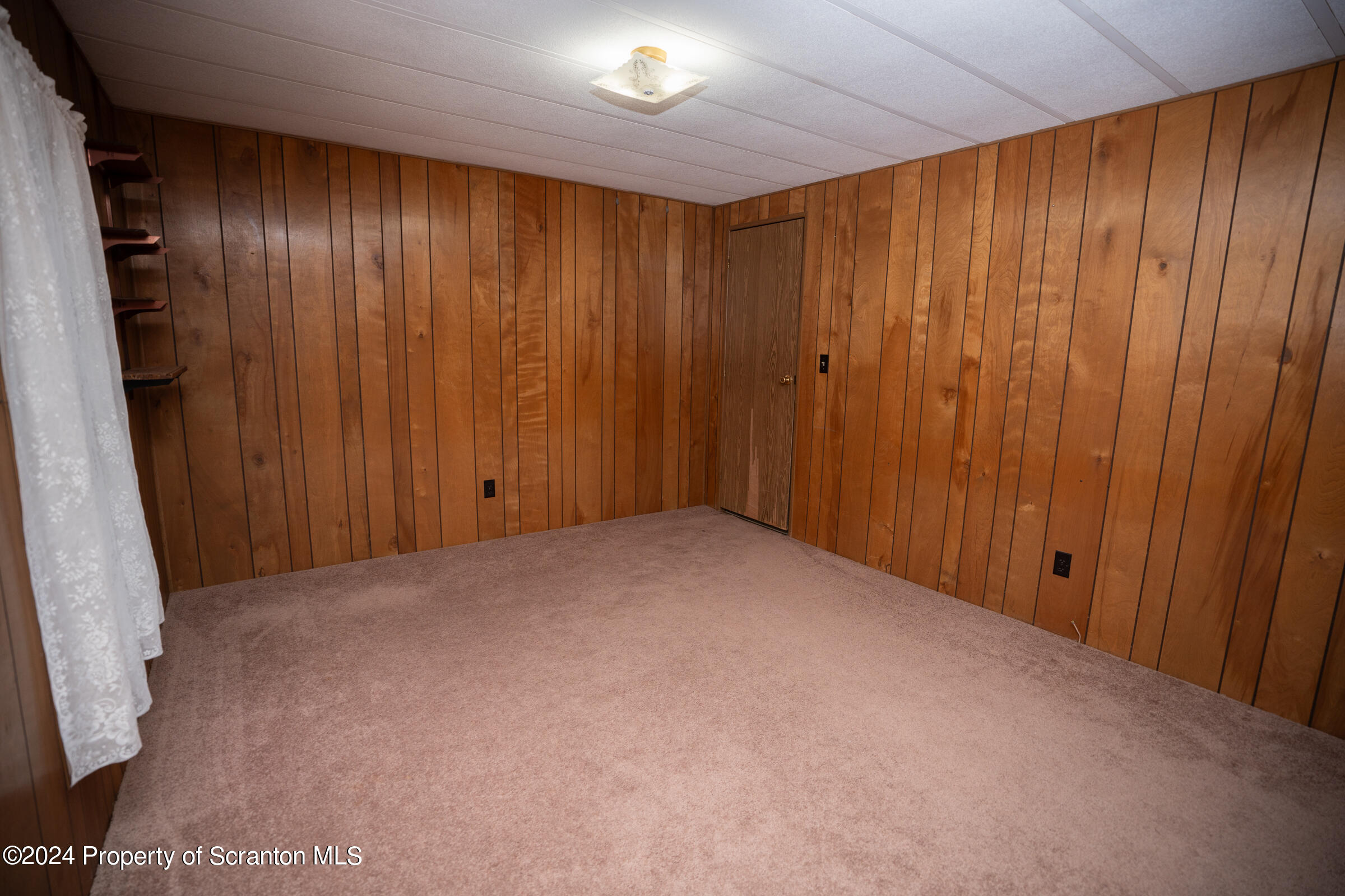 1461 Plattsburg Road Dallas, PA 18612 - Photo 35 of 45 Gallery Image 35