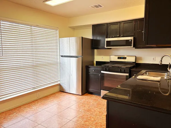 $217,000 | 446 Capehill Drive, Houston, TX 77598