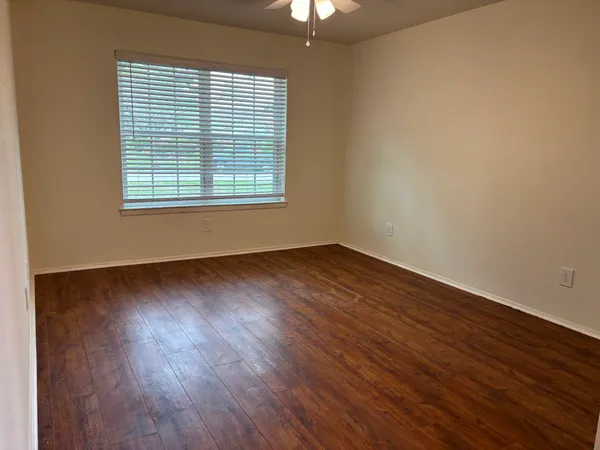 $217,000 | 446 Capehill Drive, Houston, TX 77598