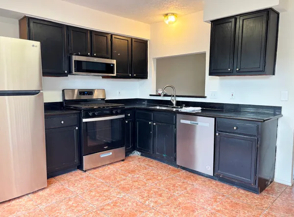 $217,000 | 446 Capehill Drive, Houston, TX 77598