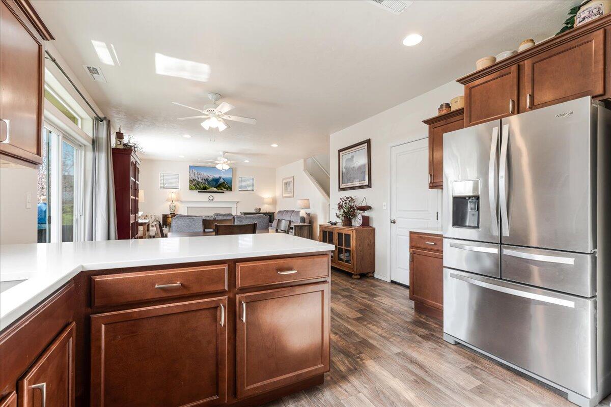 1830 Southwest 36th Way Redmond, OR 97756 - Photo 12 of 27 12-1830 SW 36th Way-9