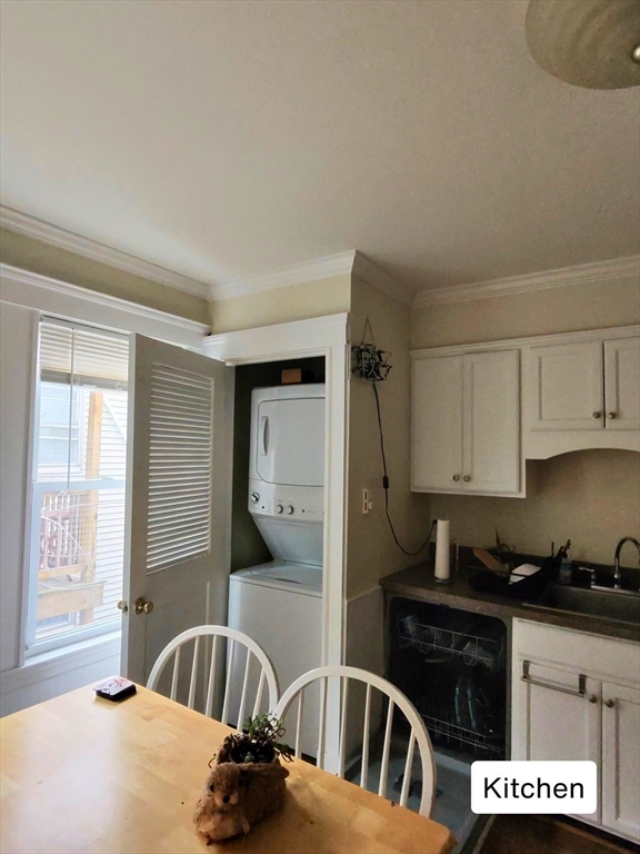 26 Bolton Street, Unit 2R Somerville, MA 02143 - Photo 3 of 18