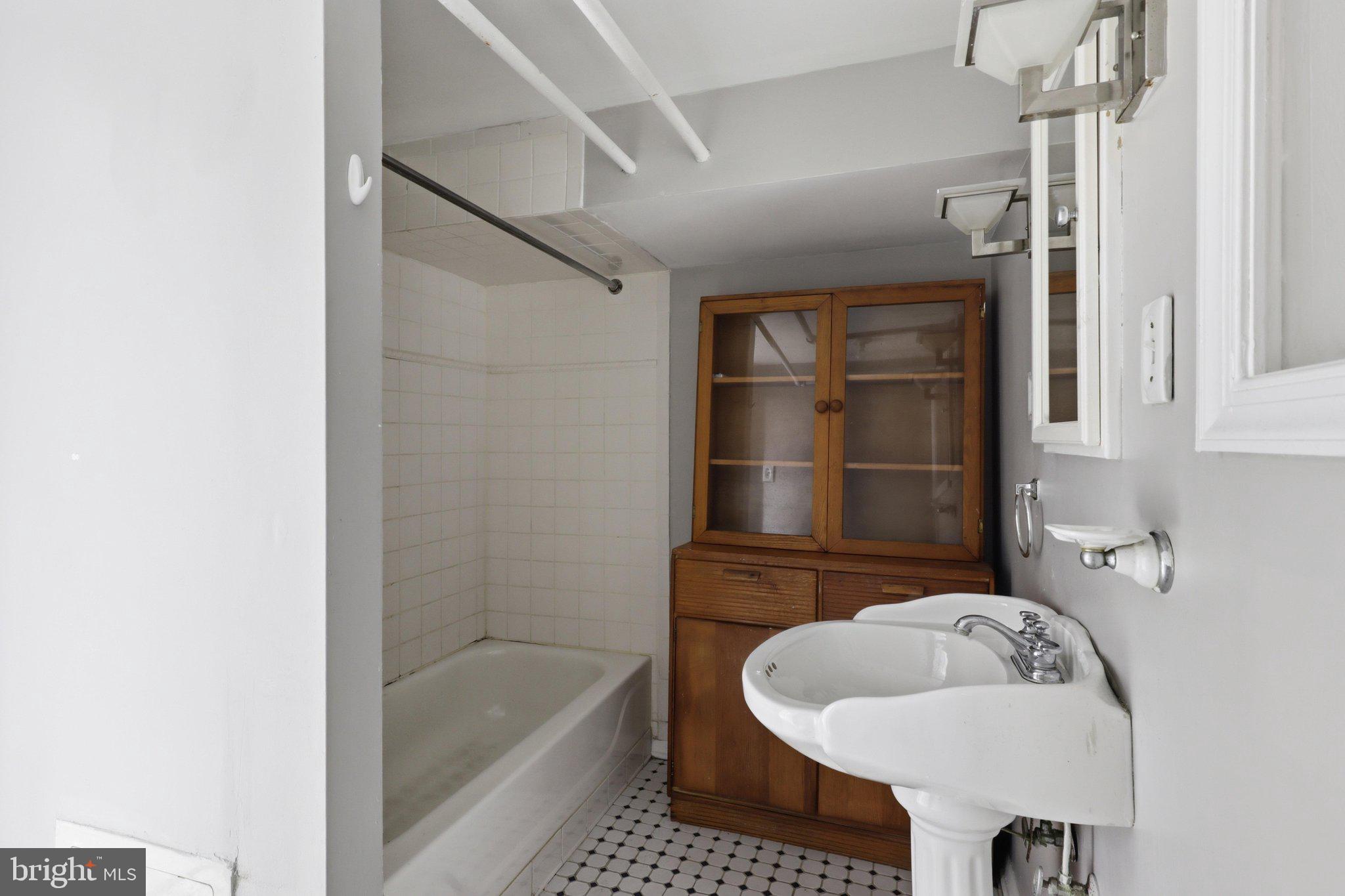 4130 Military Road Northwest Washington, DC 20015 - Photo 26 of 37