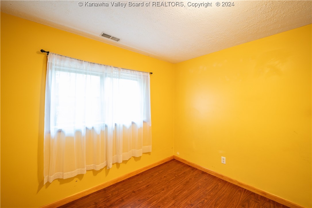 73 Chestnut Road Elkview, WV 25071 - Photo 19 of 33 Gallery Image 19