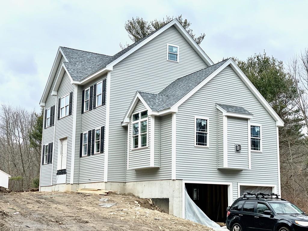 326 Campbell Road North Andover, MA 01845 - Photo 2 of 8