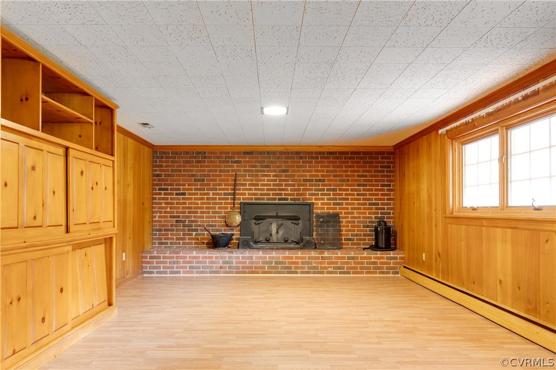 8946 Cherokee Road Richmond, VA 23235 - Photo 13 of 30 a view of empty room with windows