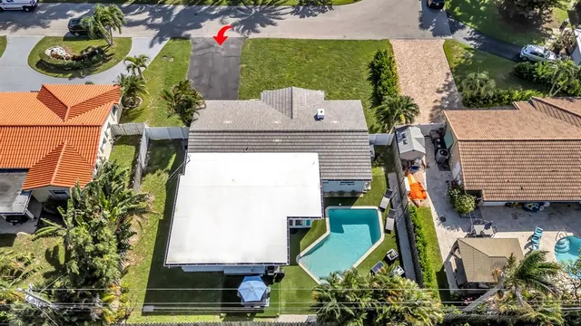 $979,000 | 5211 Northeast 26th Avenue, Lighthouse Point, FL 33064