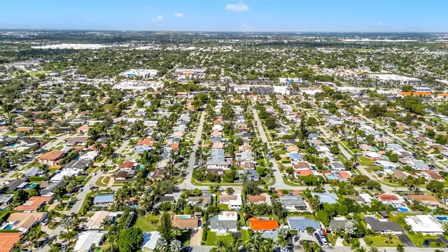 $979,000 | 5211 Northeast 26th Avenue, Lighthouse Point, FL 33064