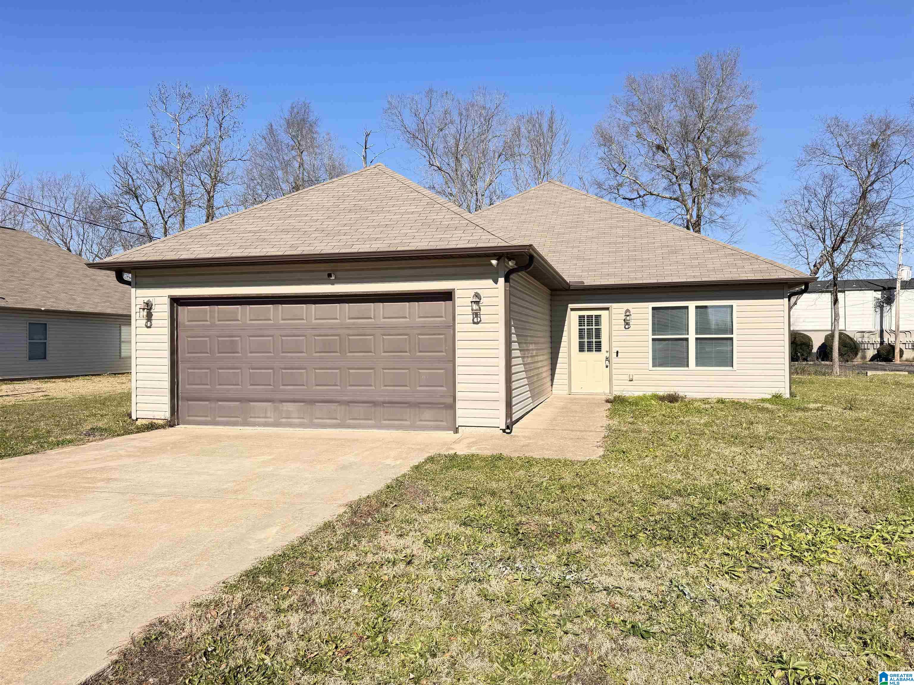 87 Carriage House Road Bessemer, AL 35022 - Photo 1 of 18 Gallery Image 1