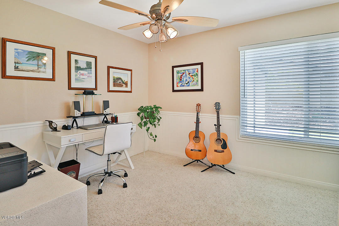 5031 Alta Colina Road Camarillo, CA 93012 - Photo 16 of 35 eBedroom2-1