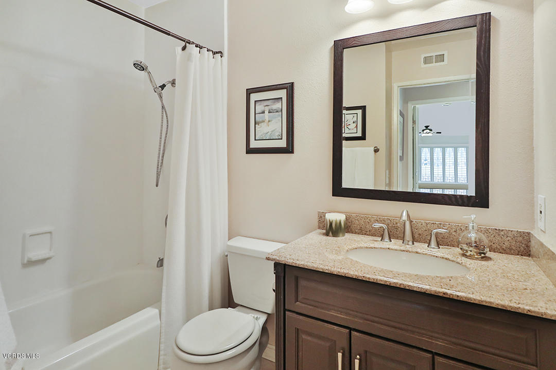 5031 Alta Colina Road Camarillo, CA 93012 - Photo 21 of 35 gHall Bath1