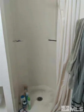 $389,000 | 126 E Street, Hawthorne, NV 89415