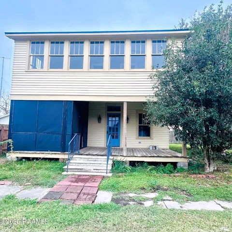 $199,500 | 102 North Cunningham Street, Rayne, LA 70578
