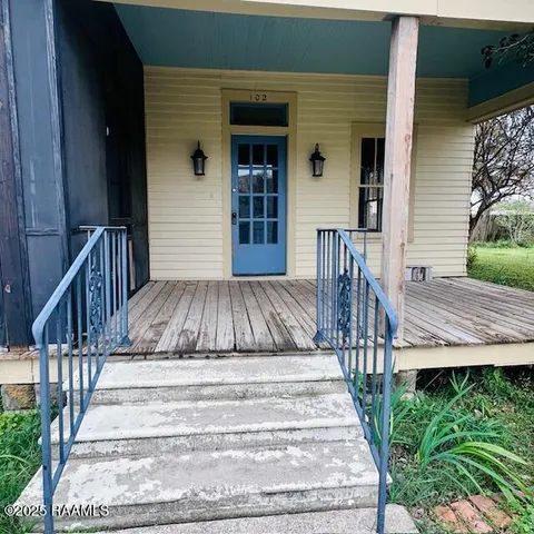 $199,500 | 102 North Cunningham Street, Rayne, LA 70578