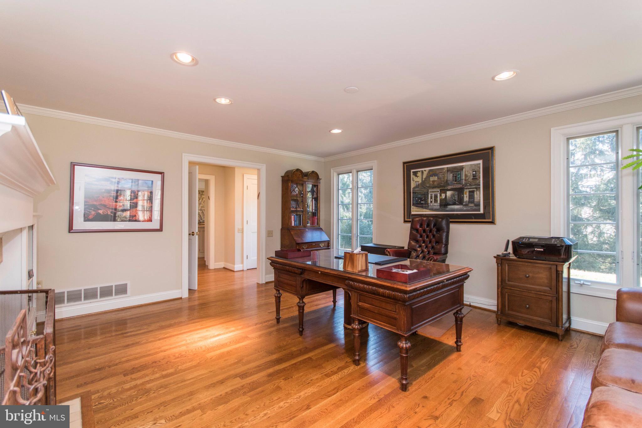 1045 Susquehanna Road Rydal, PA 19046 - Photo 13 of 42
