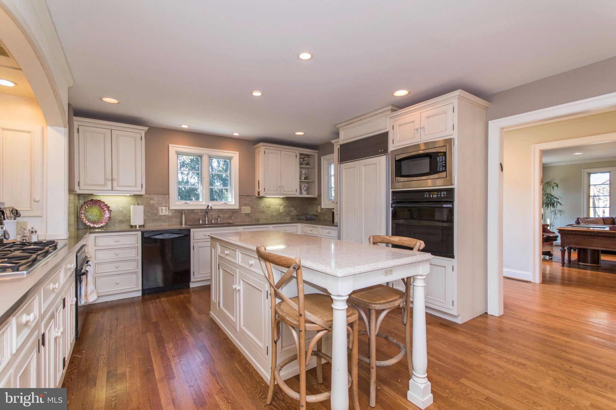 1045 Susquehanna Road Rydal, PA 19046 - Photo 16 of 42