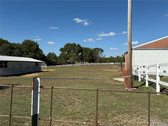 $325,000 | 751 Torrens Street, Tilden, IL 62292