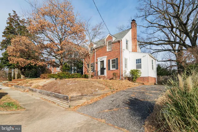 $4,150 | 4623 5th Street South, Arlington, VA 22204