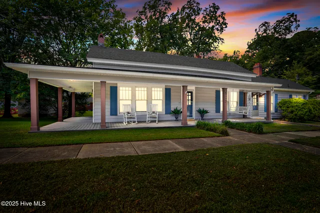 $282,000 | 303 North Walnut Street, Spring Hope, NC 27882