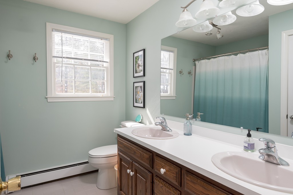11 Pheasanthill Road Norfolk, MA 02056 - Photo 23 of 29 Gallery Image 23