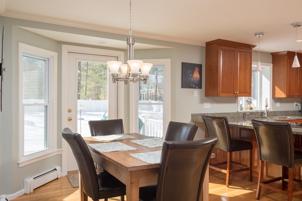 11 Pheasanthill Road Norfolk, MA 02056 - Photo 6 of 29 Gallery Image 6