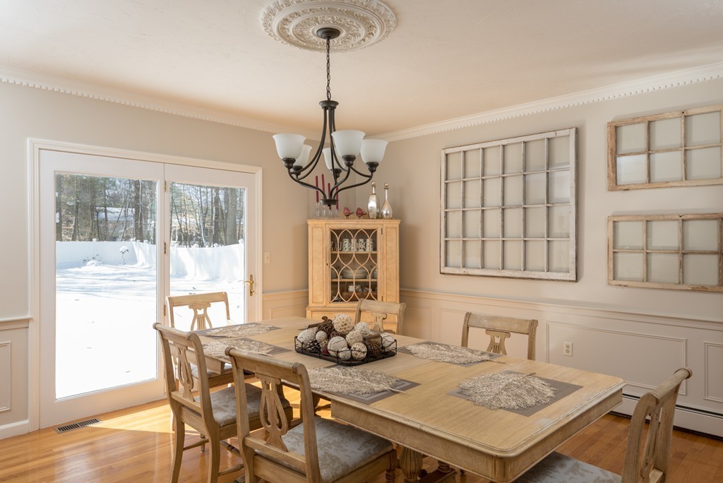11 Pheasanthill Road Norfolk, MA 02056 - Photo 10 of 29 Gallery Image 10
